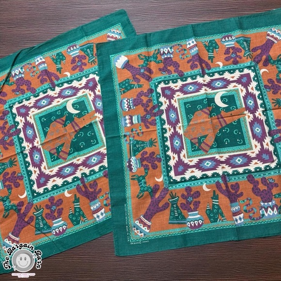 Set of 2 Vintage Southwestern Tribal Aztec Coyote Bandanas – RN16463 Made in USA - Picture 3 of 5